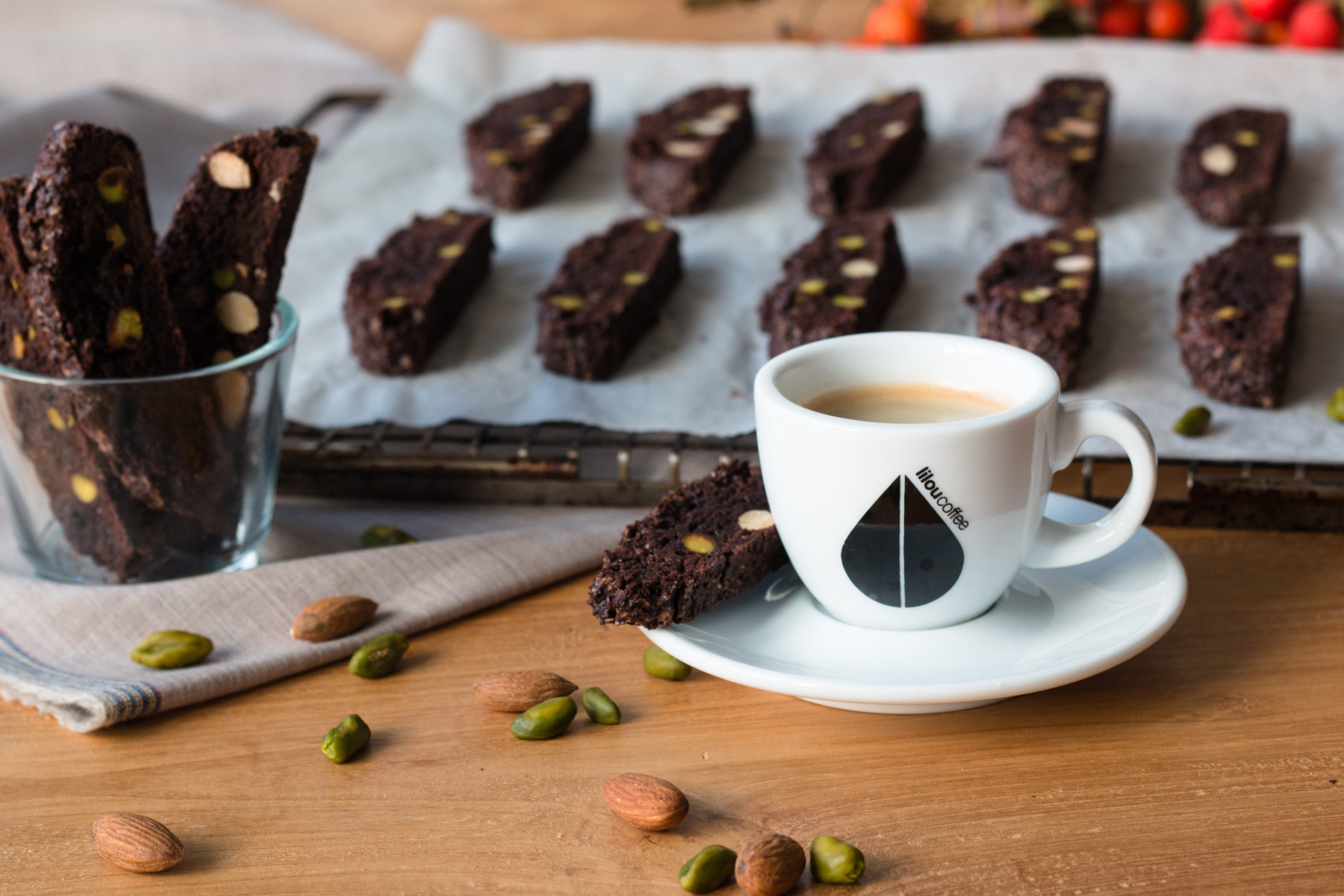 Schokoladen Biscotti mit Mandeln &amp; Pistazien | Madame Dessert