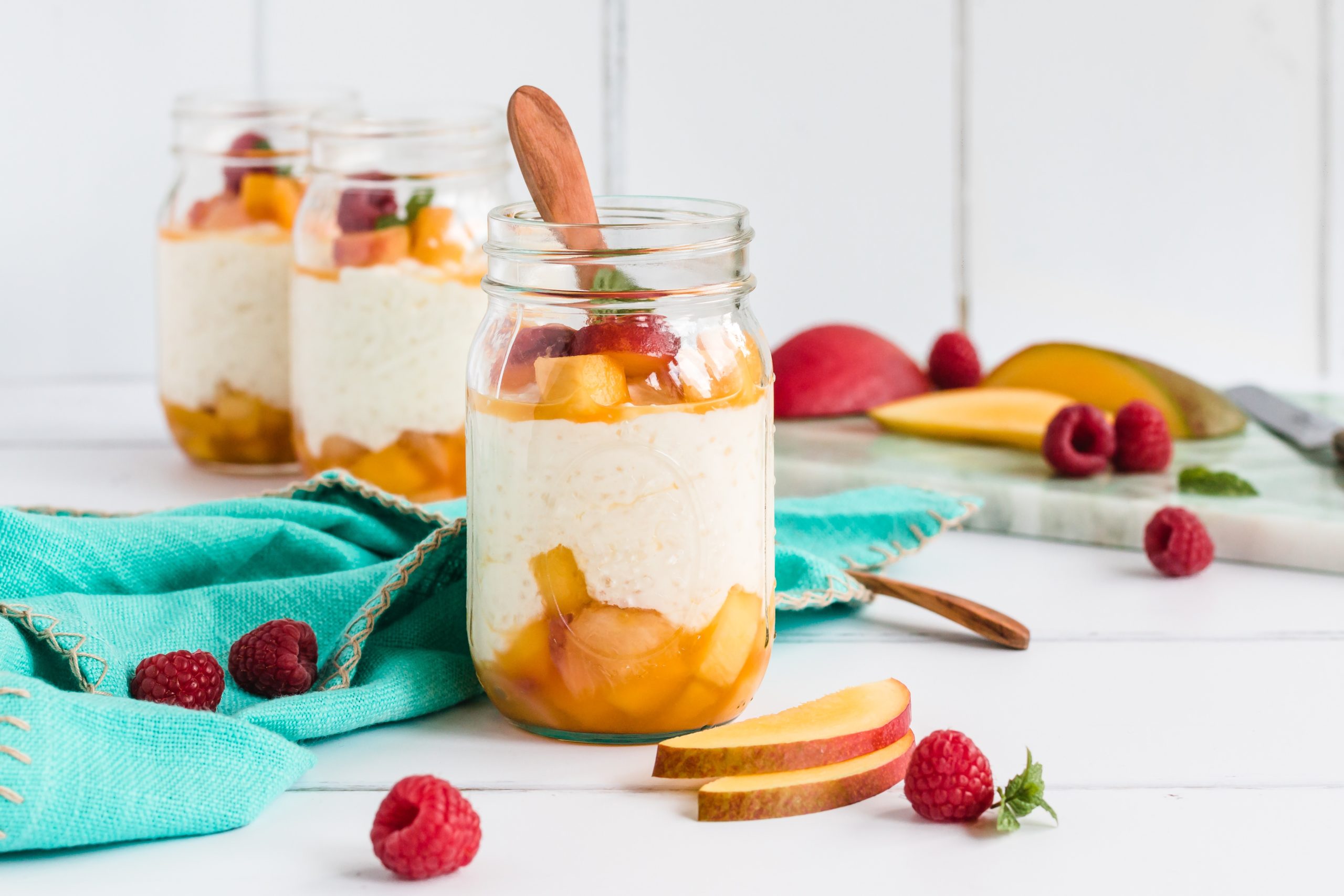 Cremiger Milchreis mit Quark und Früchten | Madame Dessert